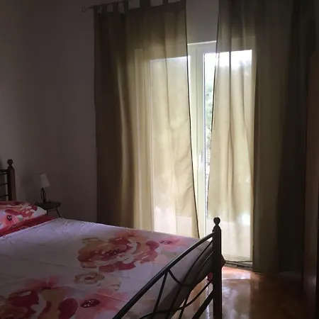 House Kupina Holiday home Gdinj