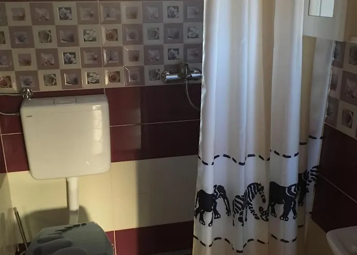 House Kupina Semesterbostad *